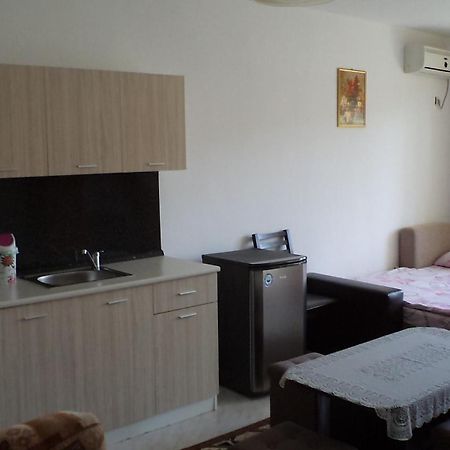 Apartments in Sunny Hill 3 Guest House Sozopol Extérieur photo